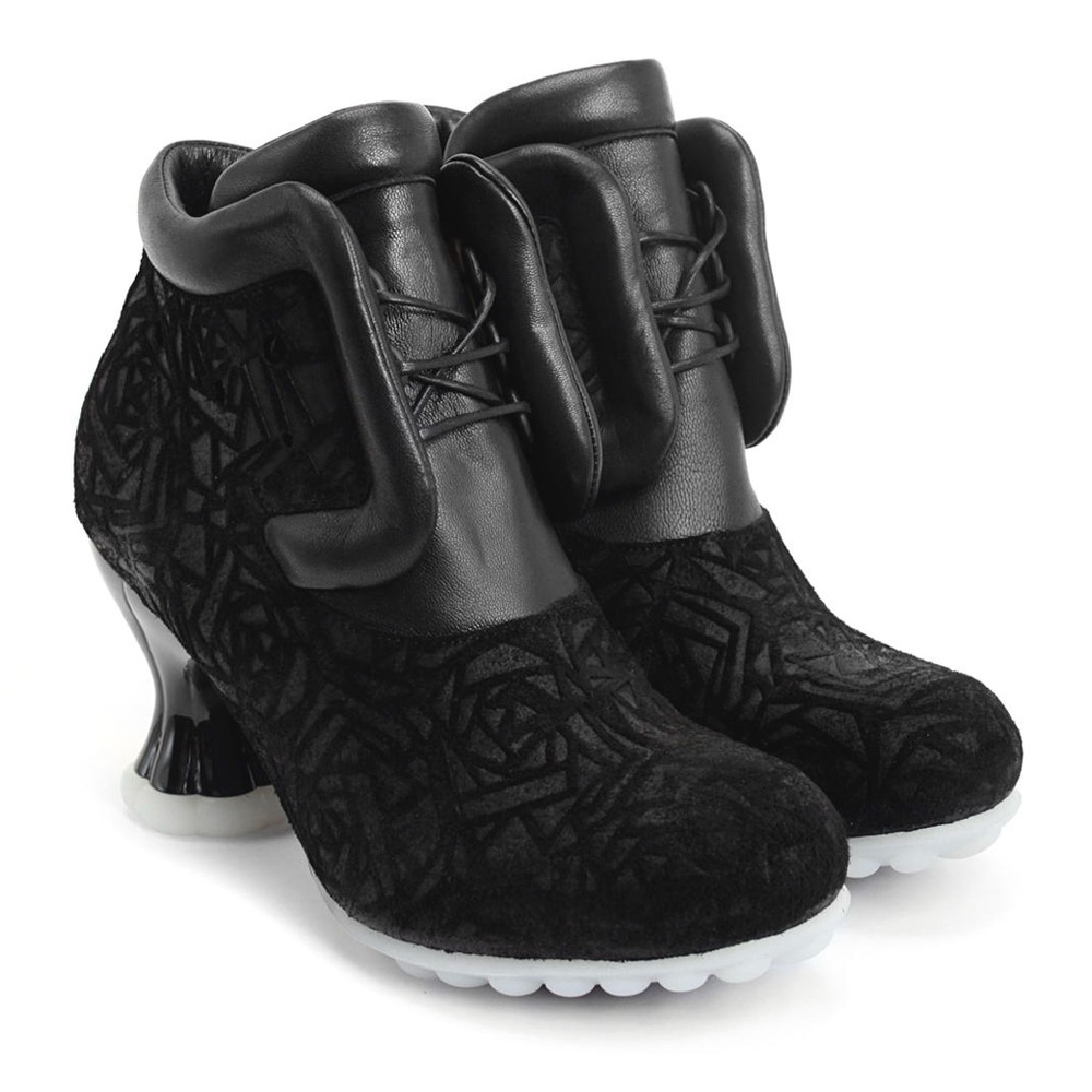 Women's size 10 John Fluevog "Hypnos" padded ankle boot in "black geometric."